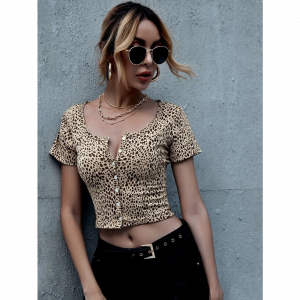 Blusa Con Botón Con Estampado De Leopardo